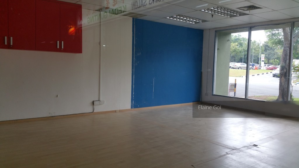 Beauty World Plaza (D21), Retail #132304902